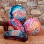 Meditationskissen Halbmond in pink-bunt 40 x10 cm von The Spirit of OM – Bild 2
