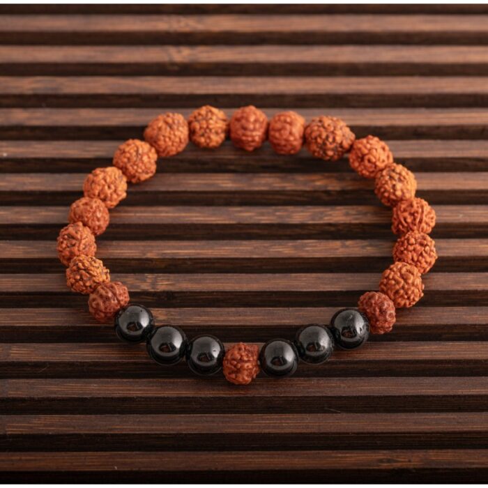 Rudraksha Armband mit schwarzem Turmalin